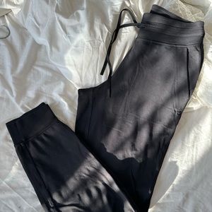 Lululemon Ready to Rulu Jogger Black